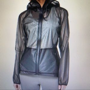 RARE! Black, NWT lululemon “On the Horizon” jacket